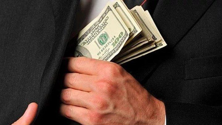 Бывший сотрудник "Бухоро сув таъминоти" обманул 25 граждан